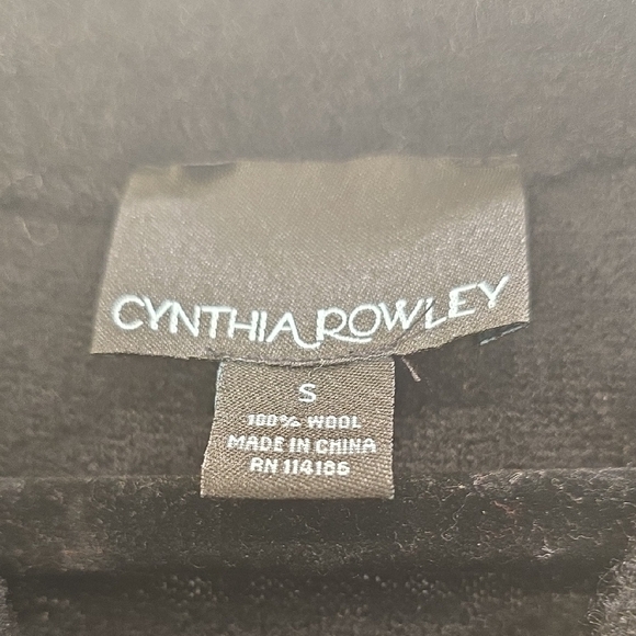 Cynthia Rowley Black Wool Dress Coat with Cream Floral Accents - Picture 2 of 14